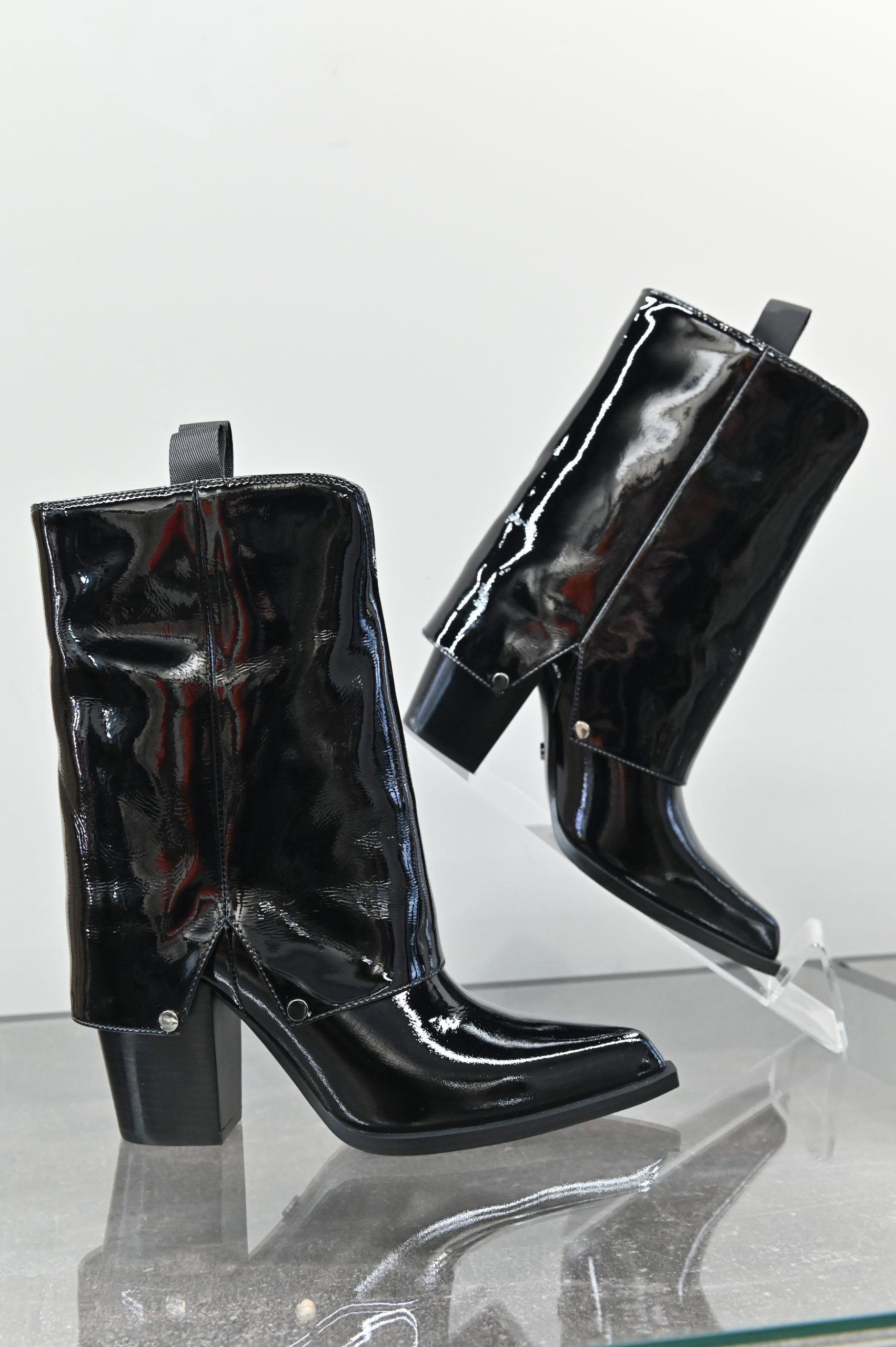 Ботинки женские