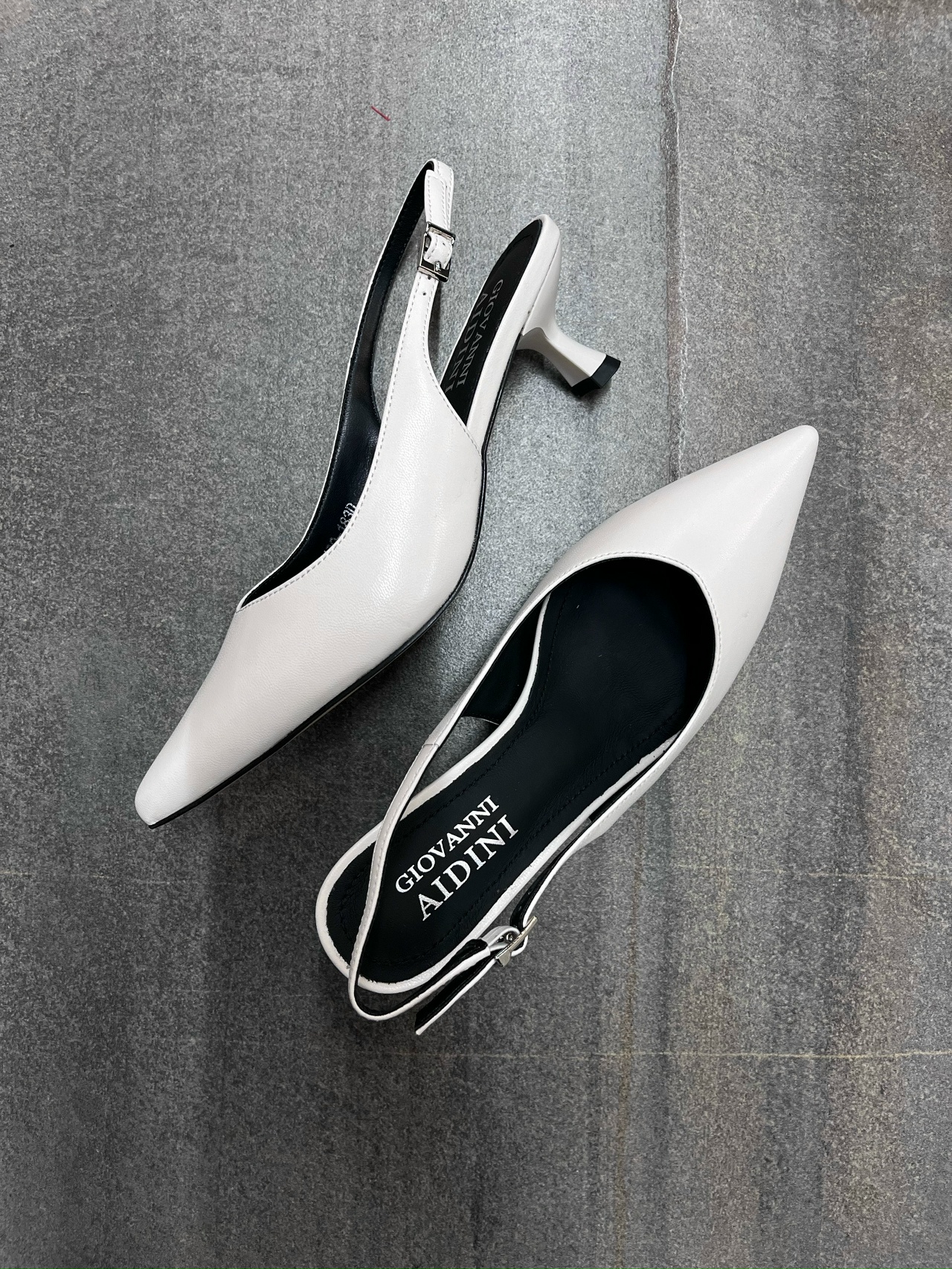 Туфли открытые женские