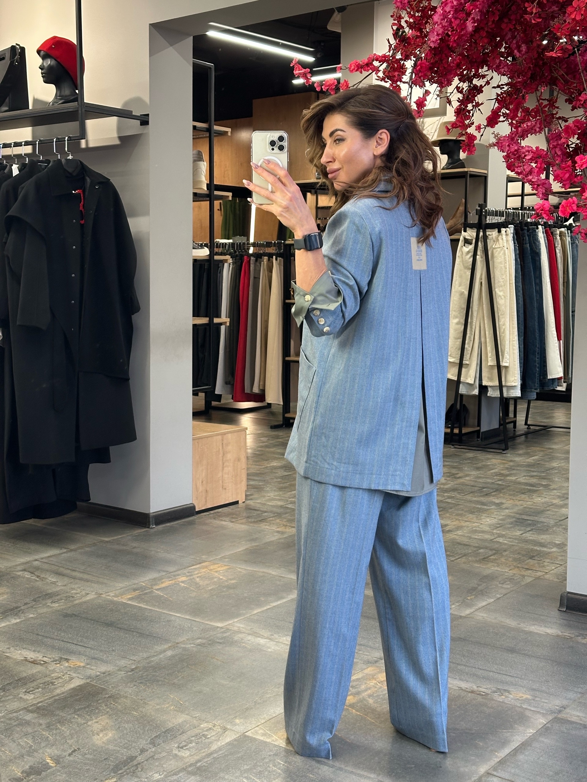 Костюм брючный двойка