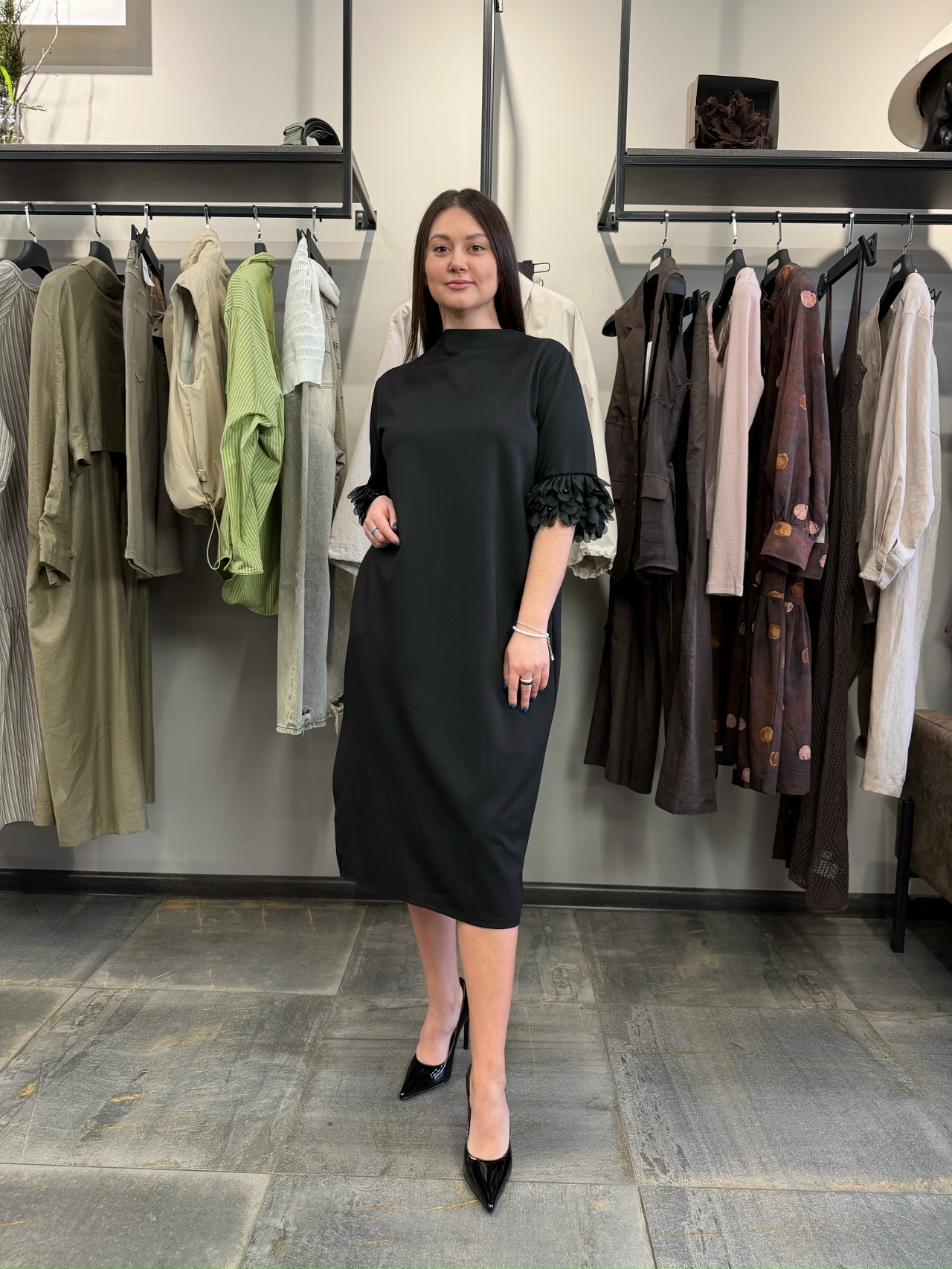 Платье декор рукав